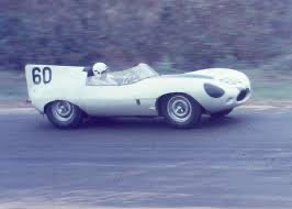 @DrMarkDHowell He won the first race I ever went to. The second ever race in 1957 at @VIRNow driving a Briggs Cunningham Jaguar.