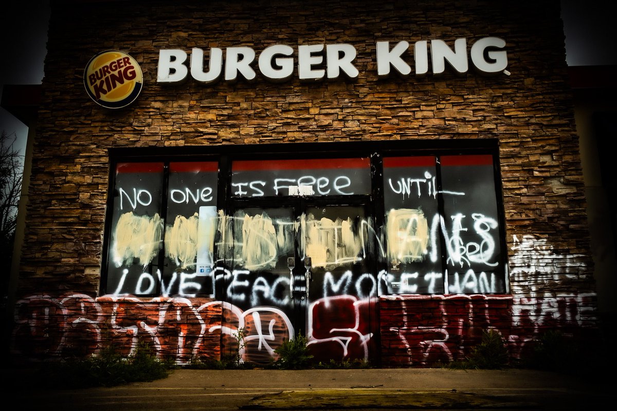 Who’s Hungry? #austin #ATX #urbanphotography #downtownaustin #austinphotographer #austinphotography #urbandecay #burgerking #photography