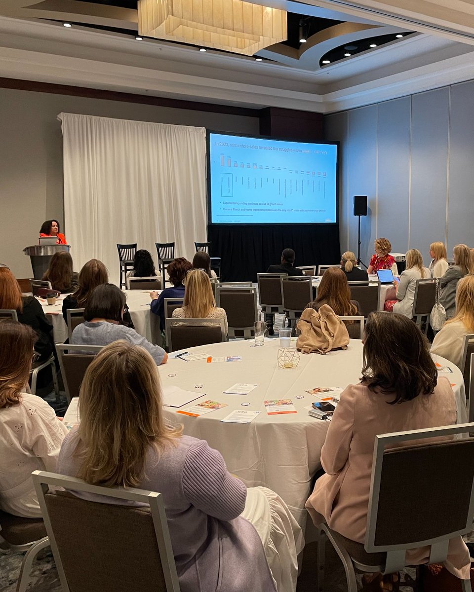 Women in Retail Leadership Circle tweet media