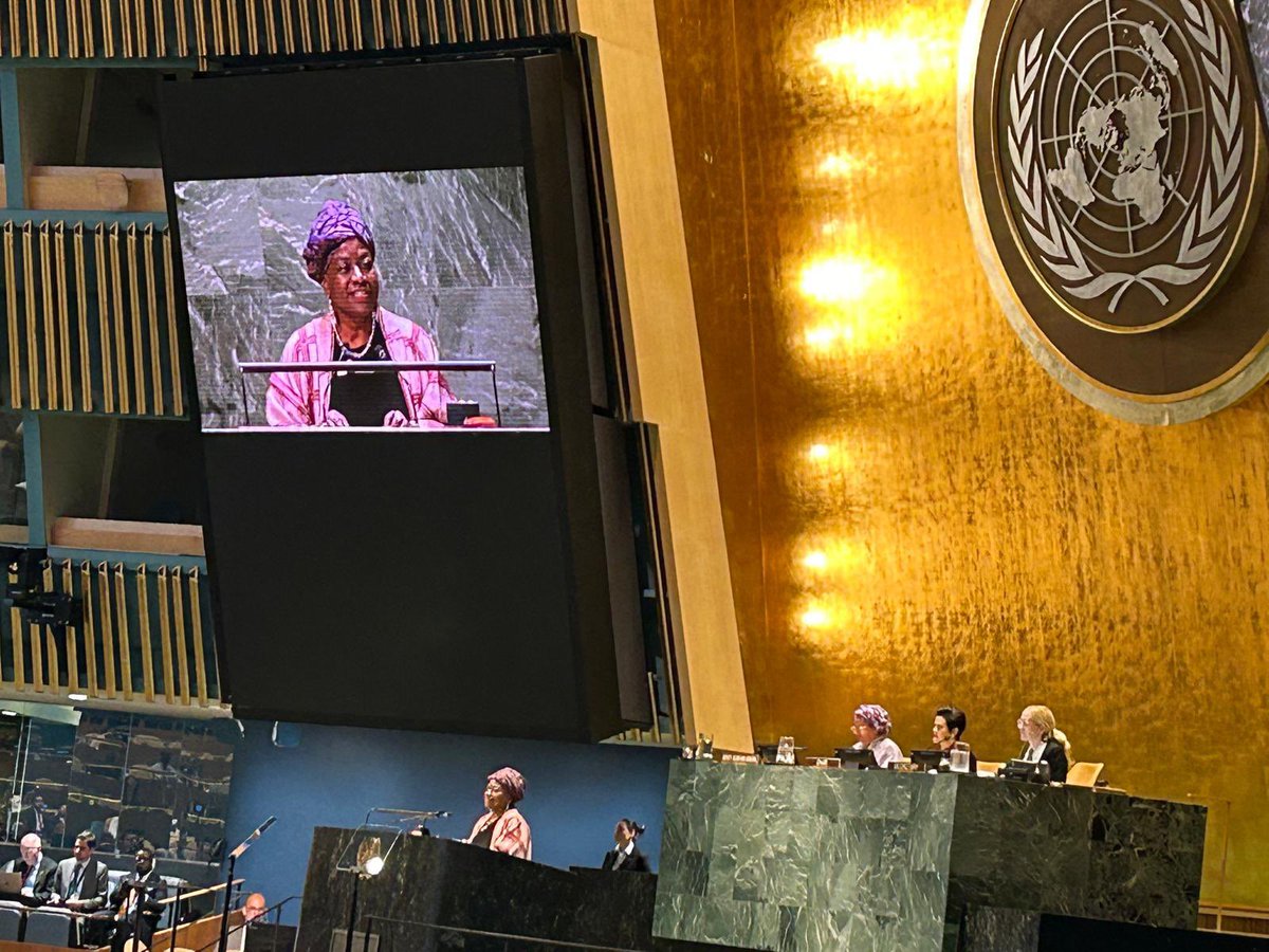MarkB_Schreiner's tweet photo. Together, we can deliver a better present and safeguard #OurCommonFuture.
Key message at opening of the 57th session of Commission on #Population & Development, NY
Look fwd #CPD57 discussions as we build upon #Tanzania’s #ICPD30 #AADPD10 dialogues held last week 🇹🇿
@LNMafuru https://t.co/cRtEziwhWN