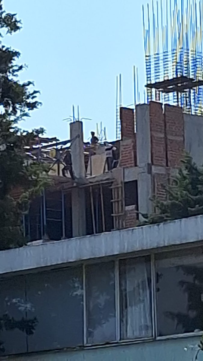 Segunda vez que quitan la suspension, orden de un juez, lo truculento: el Municipio debio avisar a los vecinos que iniciaron el Procedimiento ante el Municipio, para darles la voz junto con el Ayuntamiento ante el Tribunal Administrativo. Acueducto 98 Teca <a href="/angiemoyam/">Angélica Moya</a> <a href="/GobNau/">Ciudad Naucalpan / Gobierno Municipal 2025-2027.</a>