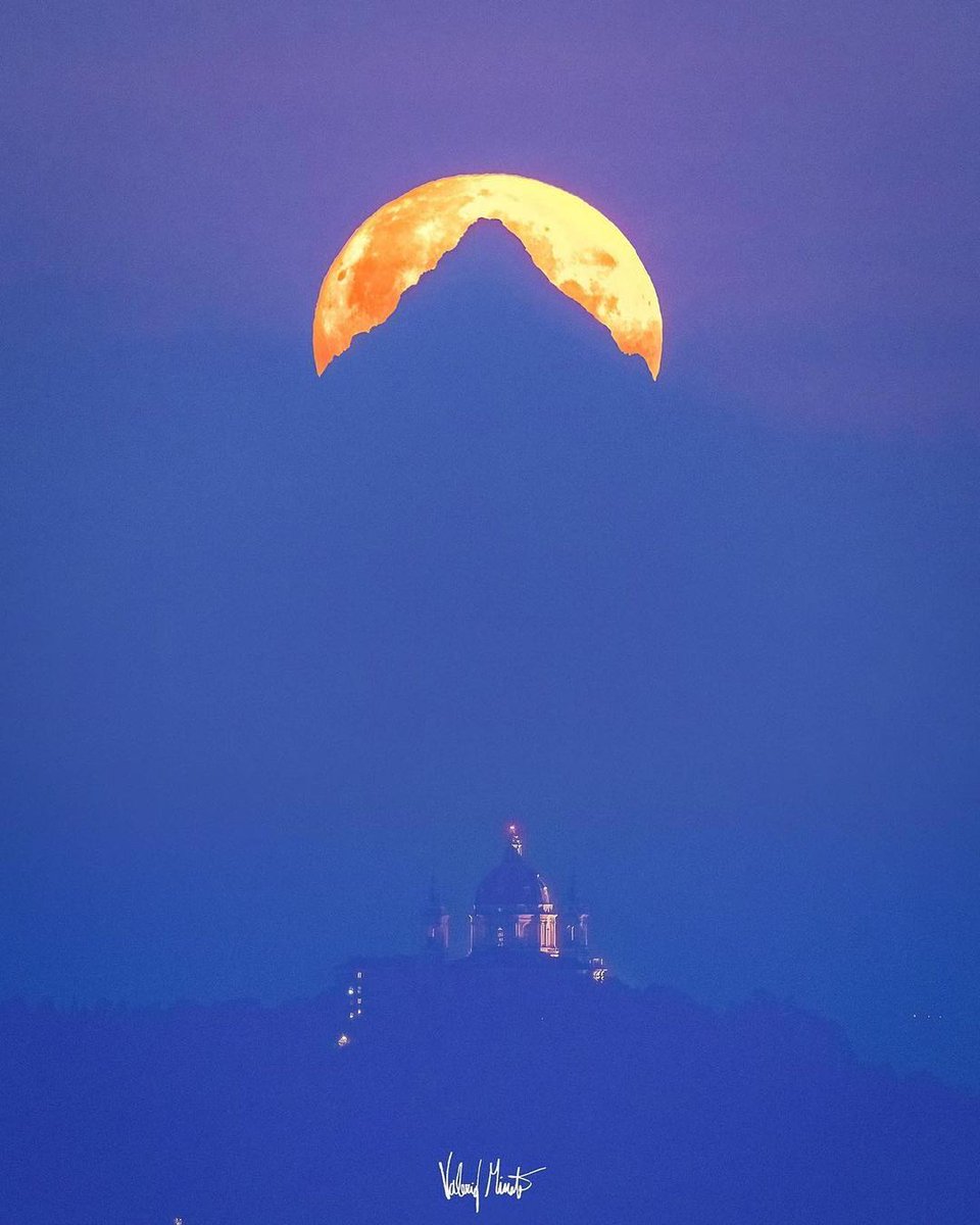 13. The Moon sets on Monviso and Superga