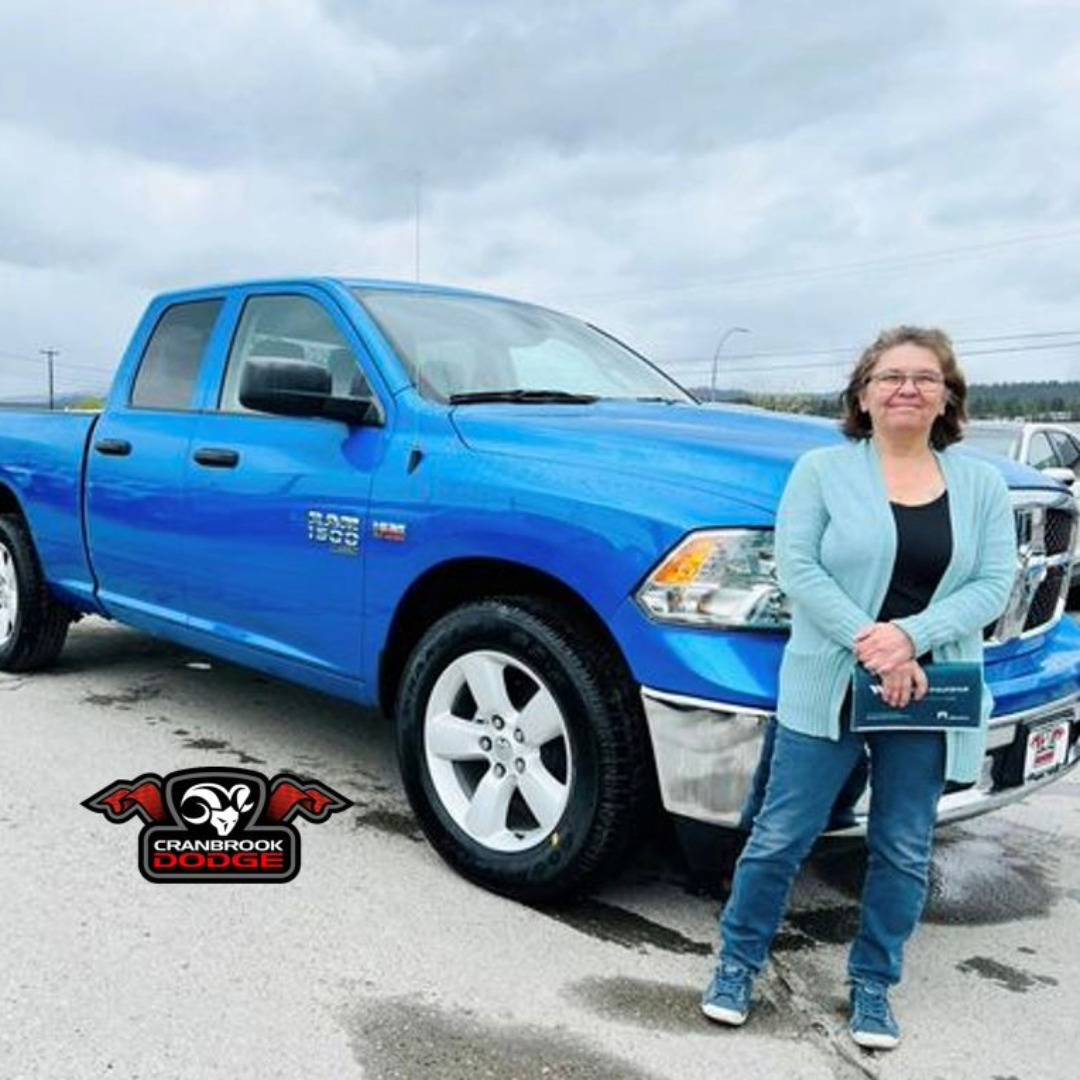 Congratulations to Gina on her new #Ram 1500 Classic #truck! #CranbrookDodge #Ram1500 #RamTruck #RamCountry #CranbrookBC #KootenayLife