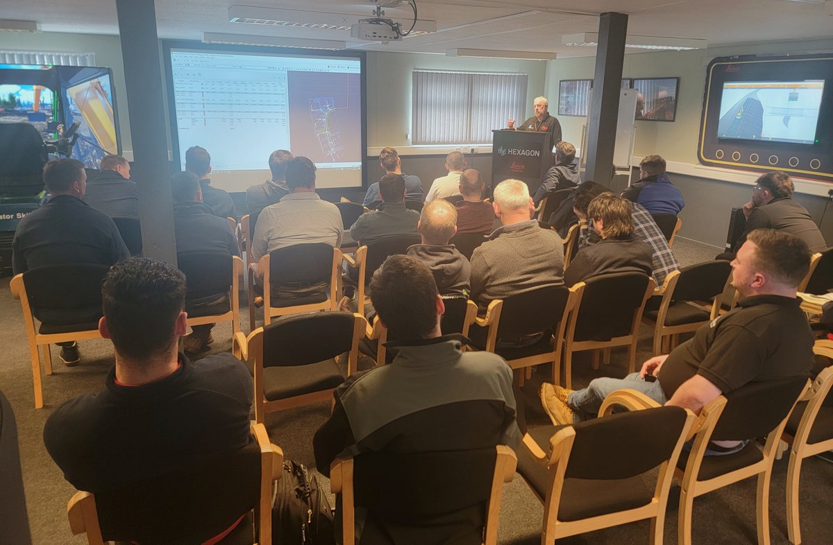 AGTEKDirtSimple's tweet image. Last week, AGTEK&apos;s Bill Cope and Gareth Price hosted the first-ever User Group in the UK, followed by great conversation over dinner. 
Thanks to everyone who attended and helped make this event a huge success. 

#AGTEK #Earthwork #Dirtwork #Takeoff  #HeavyConstruction