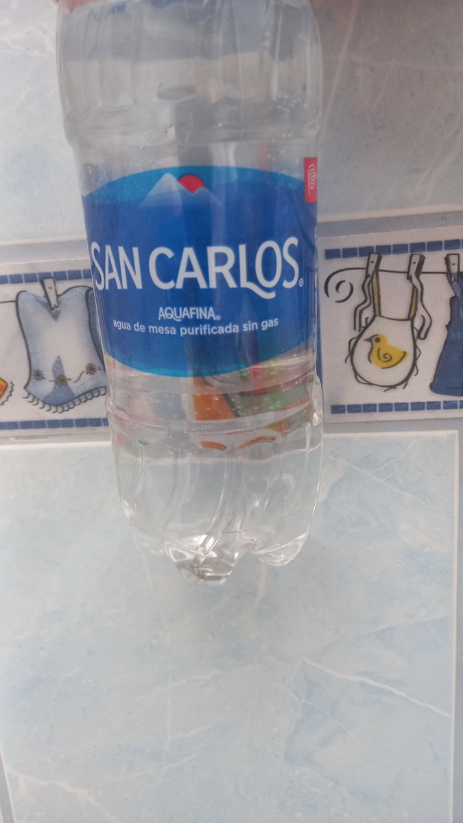Aqui Apoyando a mi Crema querida con el agua mineral #SanCarlos .. 😉👍