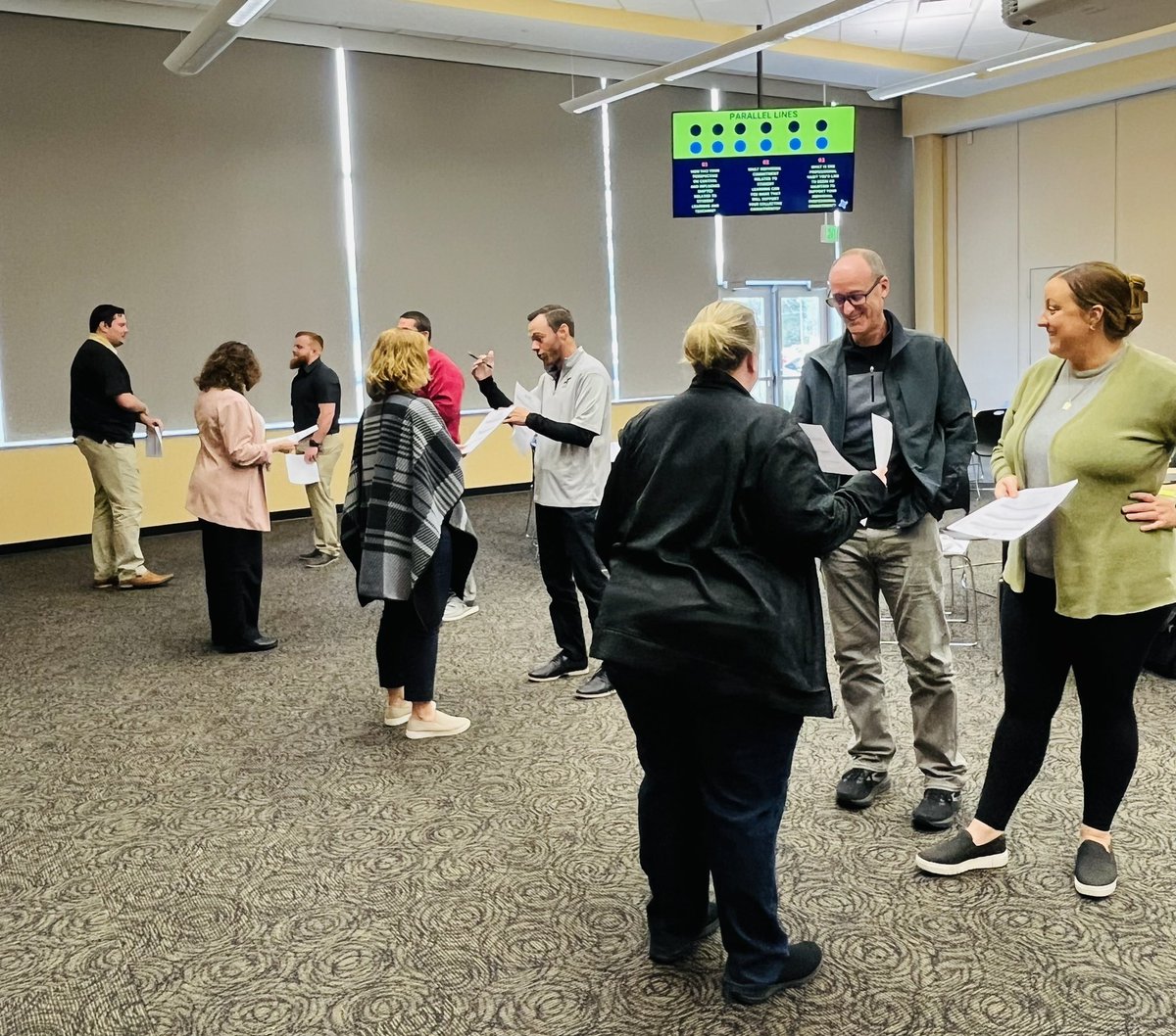 KinartailTanika's tweet image. Truly an amazing time leading the Lebanon High School math team in PD. So much collaborative learning and reflective thinking. I’m grateful for your dedication to this work! #collectivecommitments #circleofinfluence
@lebanon_high_school
@KeepINLearning @CIESCtweets