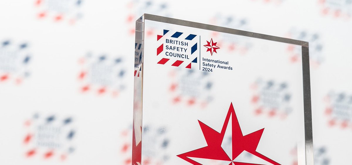 TheAESCorp's tweet image. Congrats to the team at #AESBulgaria! Honored with the 'Distinction' level International Safety Award by the British Safety Council for outstanding dedication to #EmployeeSafety in 2023. 🏆  #Safetyfirst #EnergySector bit.ly/4aIzIKK