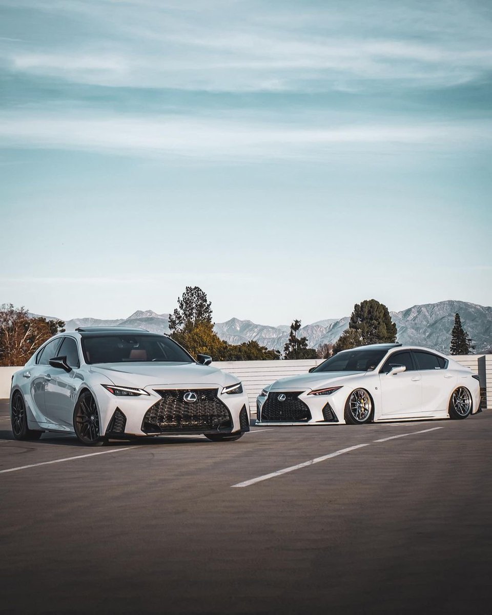 Tag team. #LexusIS #FSPORT 
📸: @hamim_whips