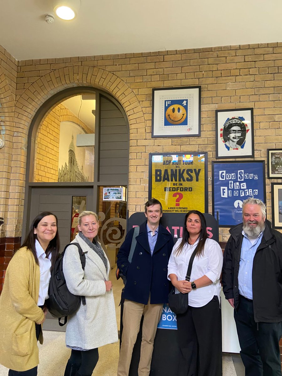 Does anywhere do the crumbling heritage, contemporary art and community action combination better than Liverpool? Lovely day with @L8_Matters @TheFlorrie @RotundaLtd @PaulKelly1000