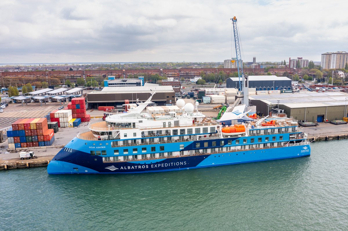 We had a busy weekend, with six ships in on Sunday and three cruise turnarounds in one day - a first for the port. A maiden visit from Albatros Expeditions, a return call from @noblecaledonia 's Ocean Nova and a familiar face with @SagaUK's Spirit of Discovery.