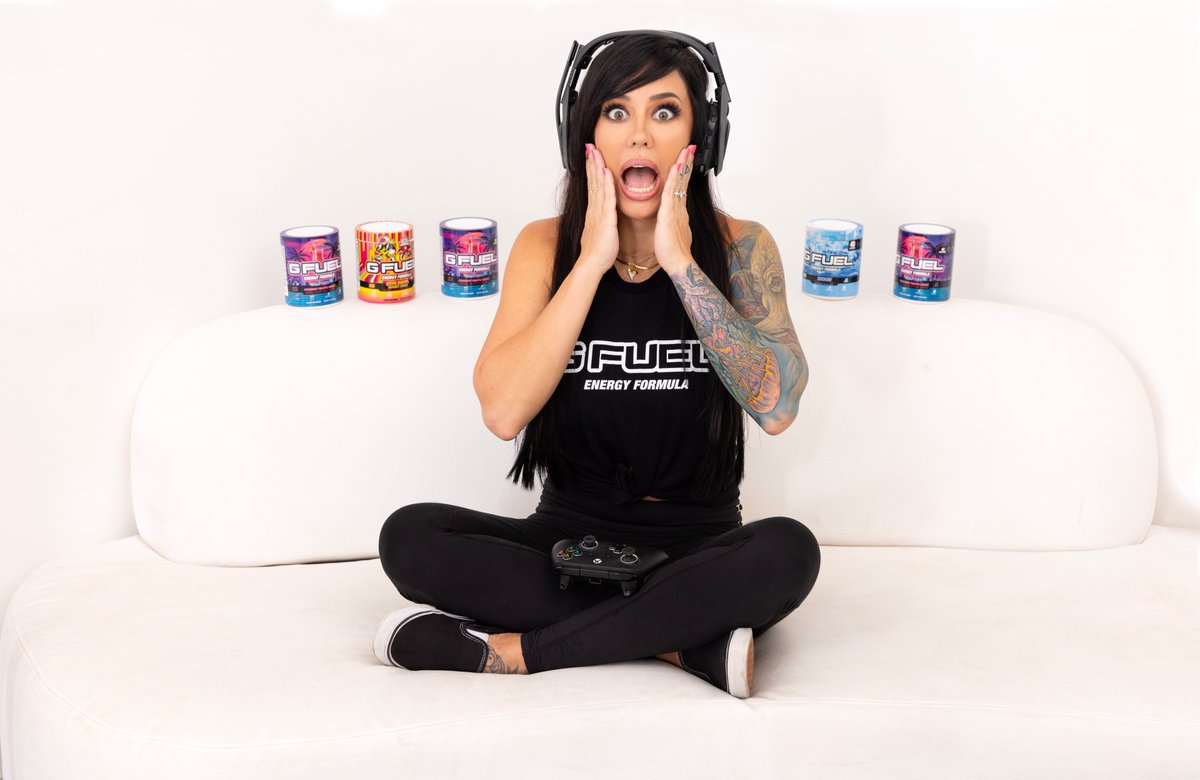 💜 RT to win a #GFUEL TUB of your choice! 2 winners picked tomorrow bc there's just 1 day left of our BOGO 50 SALE!!! 🙀