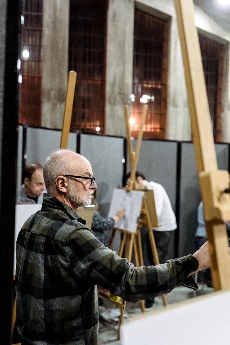 Our weekly Life Drawing sessions are in full swing and we now have released dates on our website for May 2024.

If you want to try something new please see the course page below for more information and to book your place.  

zurl.co/rapF