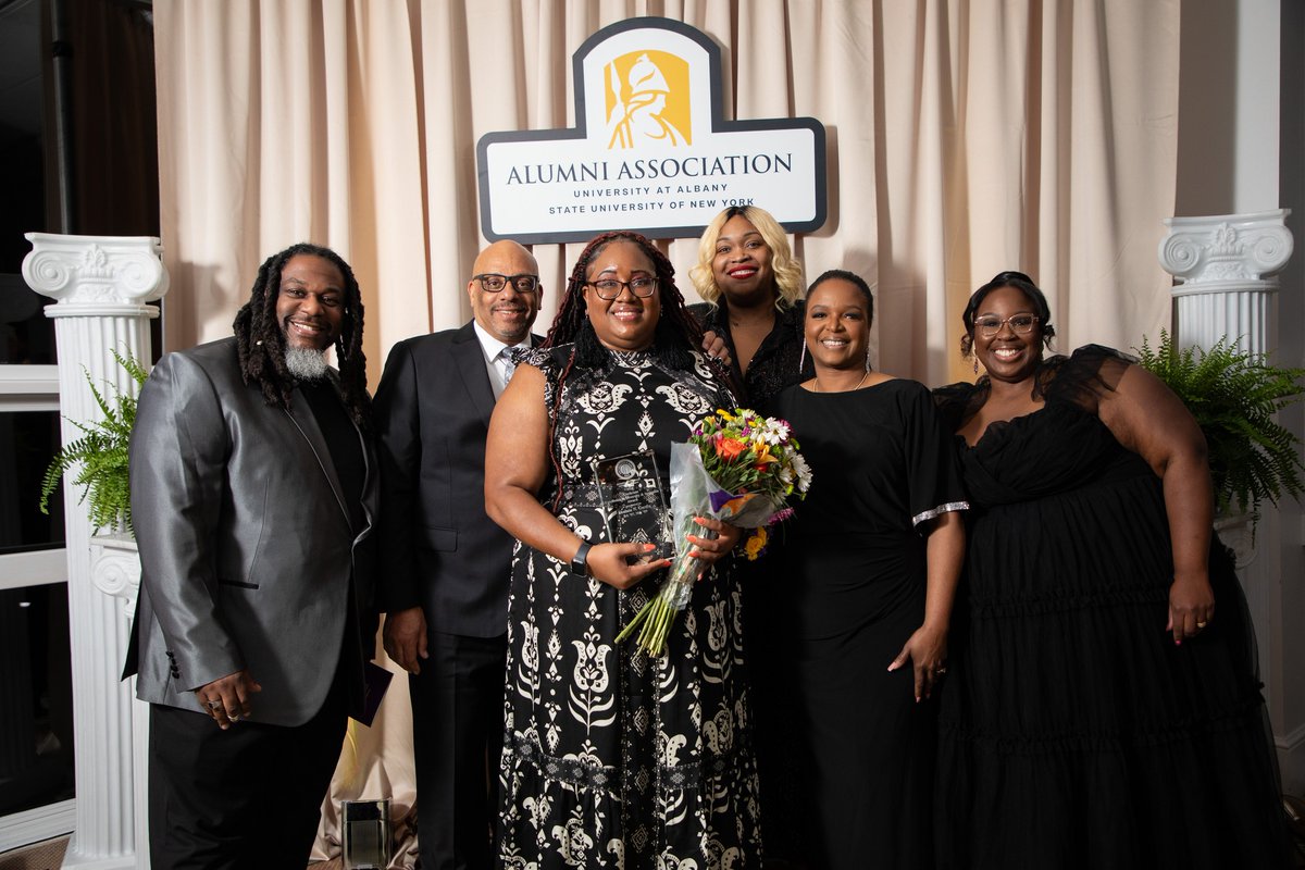 UAlbanySCJ's tweet photo. Congratulations to Shalain Garcia, BA ’07, MA ’09 on receiving the Cochrane Excellence in Diversity &amp; Inclusion Award at @ualbanyalumni’s annual Excellence Awards Gala. Shalain earned her master’s from @UAlbanySCJ and serves as statewide race equity coordinator at @NYSDCJS. https://t.co/cXnCPFycOO