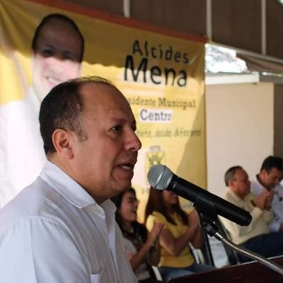 Mañana martes en el programa ‘Entre Dos Paliacates’, tendremos la entrevista con el Lic. Alcides Mena, candidato del PRD a la alcaldía de Centro. No se lo pierdan a partir de las 6 pm por Creativo Online vía, Facebook, desde el hotel Plaza Independencia.