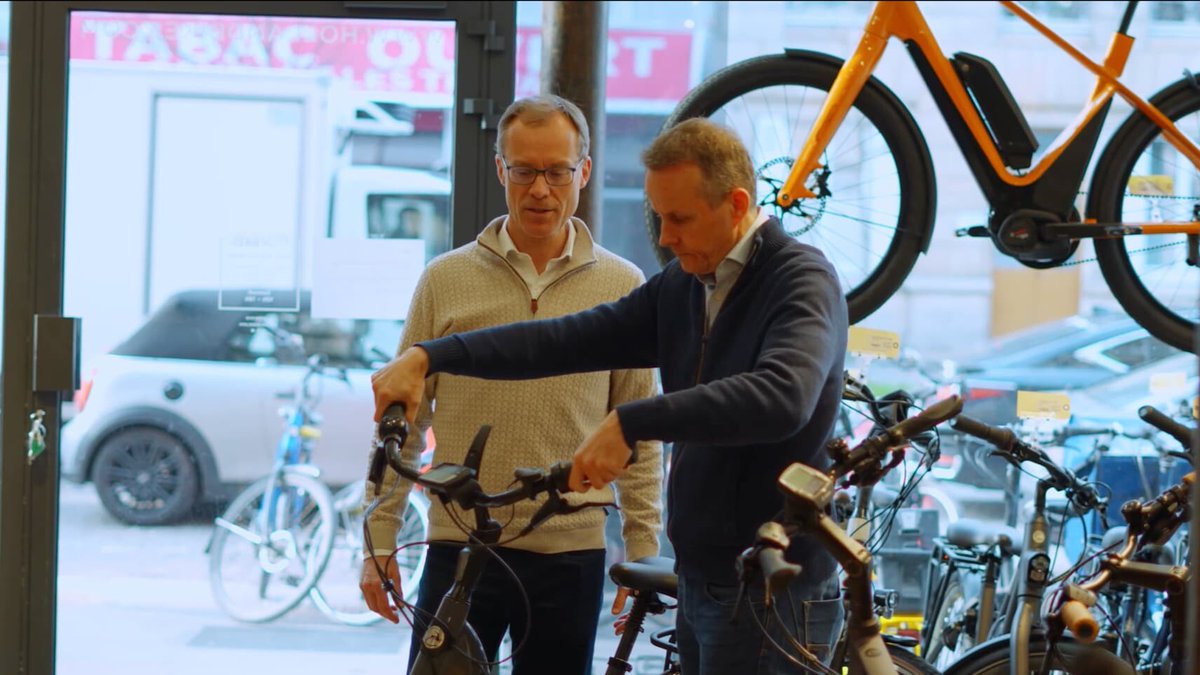 'C'est toute la planète qui est 'overdosée' de vélos': les ventes de bicyclettes s'effondrent en France
l.bfmtv.com/VtQW