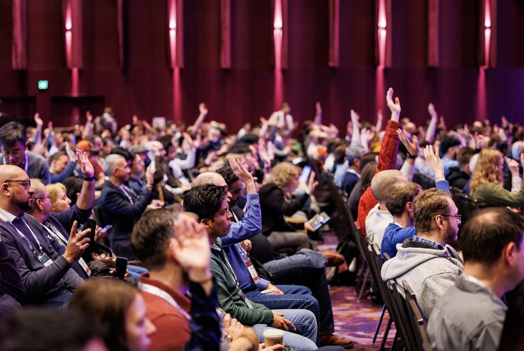 🙌 Hands up if you had a blast at #OSSummit North America in Seattle! 📺 Check out session videos: hubs.ly/Q02vnNJ20. 📸 Explore photos: hubs.ly/Q02vnLVX0. 🔮 Need more #OpenSource? Visit hubs.ly/Q02vnppw0 for future events.