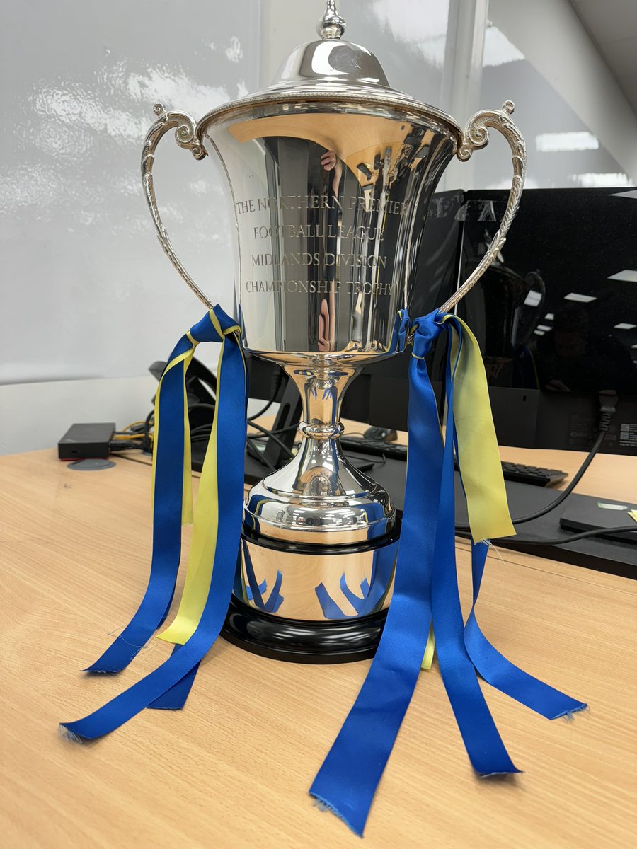 Another excuse to post a picture of this beautiful thing 😍 It’s still being passed around the office today….show us your pictures with the trophy #champions