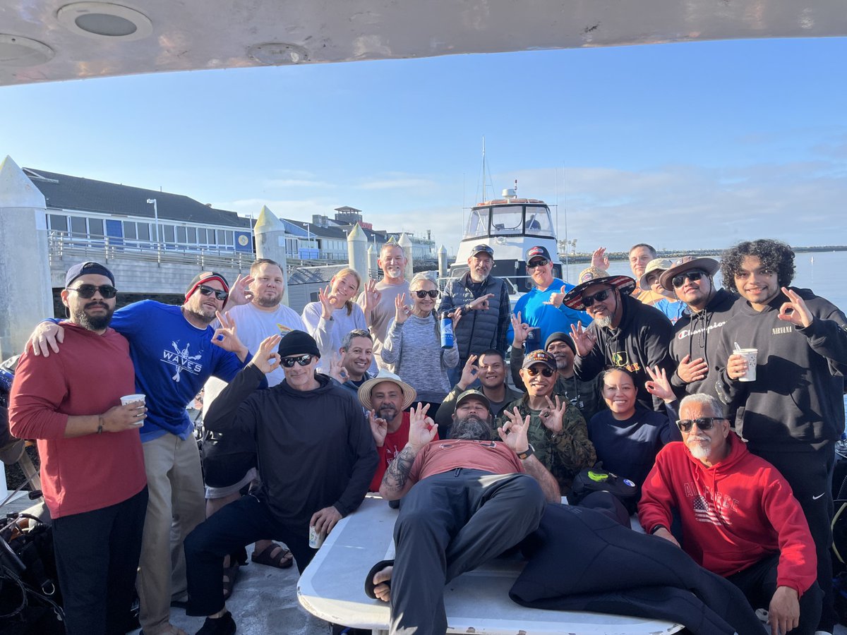 TheWAVESProject's tweet image. Veterans and their buddies had an unforgettable time Sunday diving and training off the @Sundiver International Inc.  dive boat at Catalina Island! Experiencing some much-needed &apos;Vitamin Sea&apos; therapy and creating lasting memories. #WAVESProject #ScubaDiving #VeteransSupport #VA