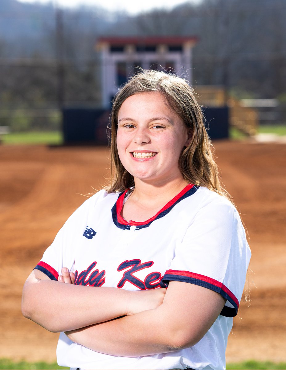 SDHS Softball tweet media