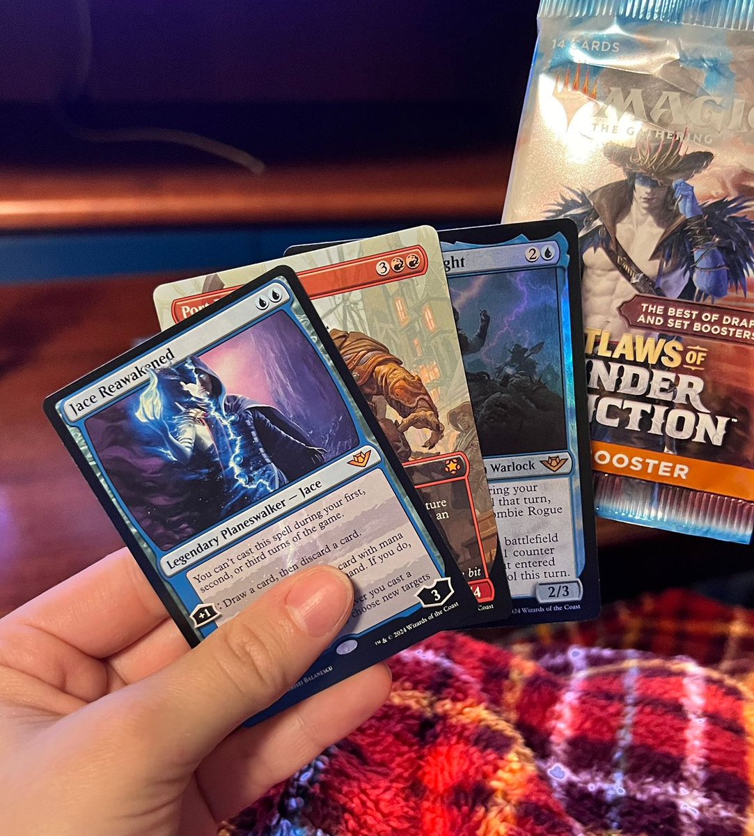 I found these 3 cards in 1 pack! 🤯
#magicthegathering #mtgcommunity