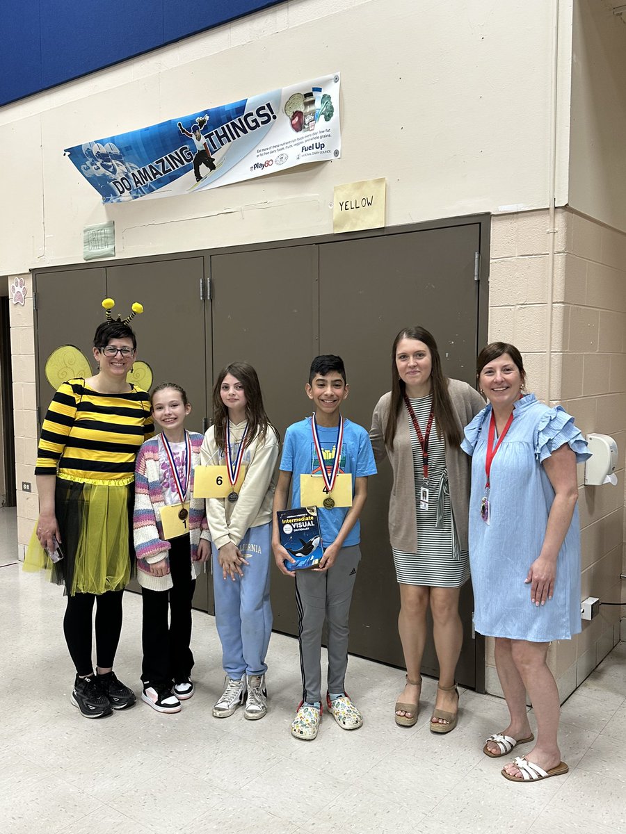 Fifth grade Spelling Bee 🐝 at Hannum. Congratulations to the top three winners🥇🥈🥉#d123
