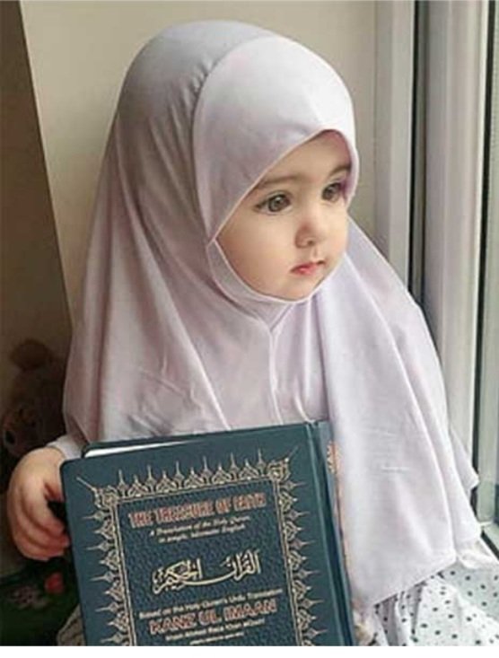 خواهرم! کاری خدایی می کنی
با «حجاب»ات پارسایی می کنی
کوچه ها از چشم «نامحرم» پر است
#فرهنگ_ایرانی
#سفیران_مهر