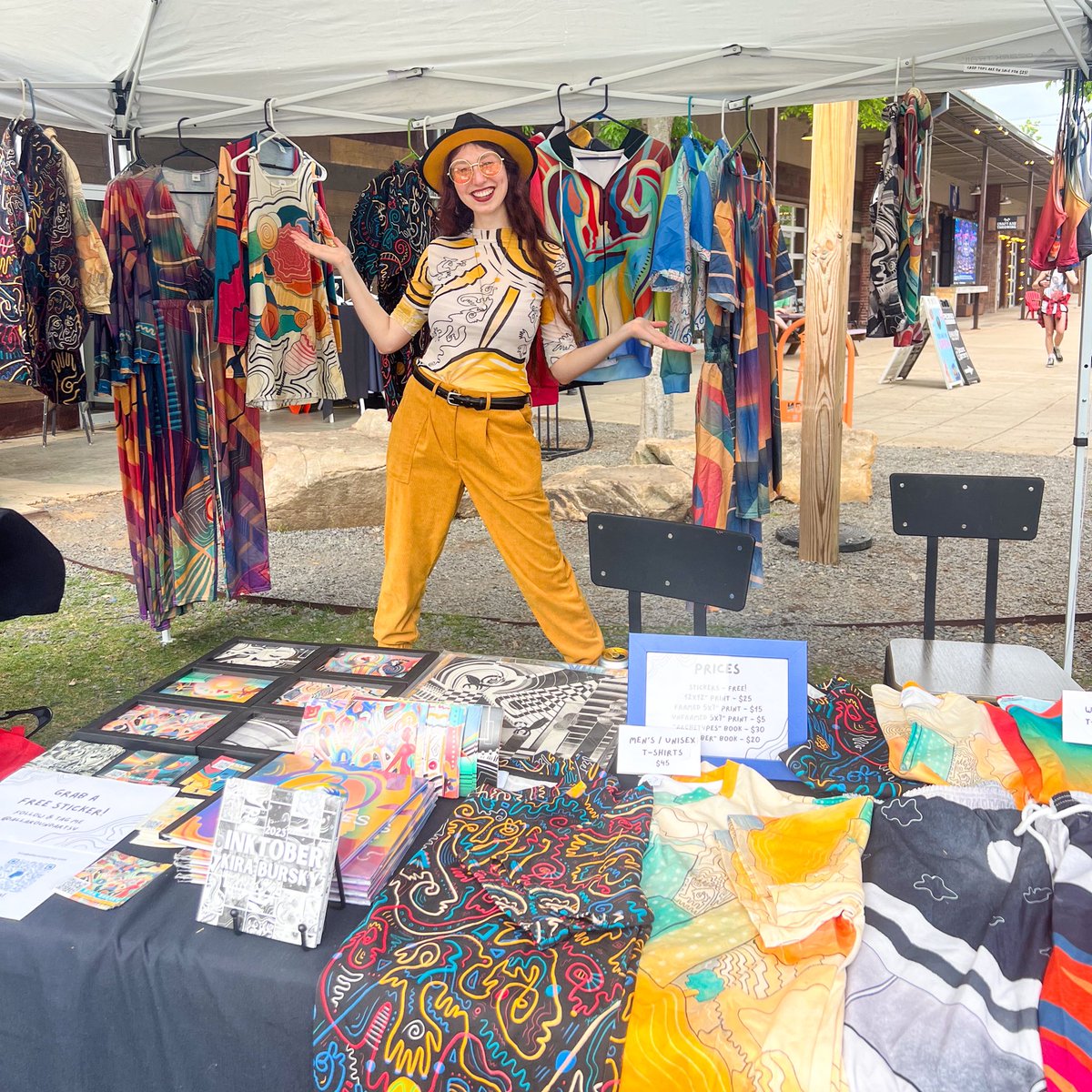 I had such a fantastic time with my art fashion pop up this weekend at the Flipside arts & renaissance festival! ✨