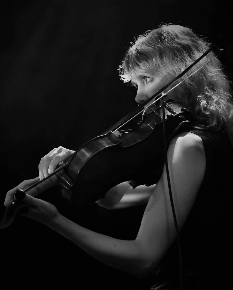 3nd's tweet image. giornaledellamusica.it/dischi/la-spoo… @Glitterbeat_Rec