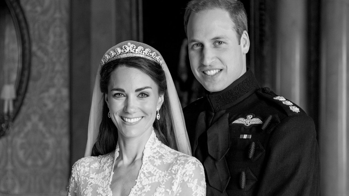 Princess Kate and Prince William's wedding portrait was taken 13 years ago to the day. vogue.cm/Nk6FhB6