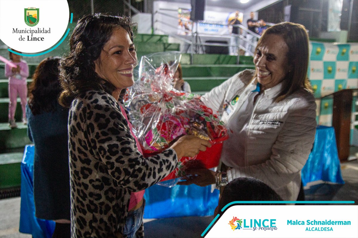 ¡Feliz 39º Aniversario al Programa de Vaso de Leche en Lince! Celebramos la labor abnegada y el compromiso de las mujeres que hacen posible esta iniciativa. Su amor y dedicación inspiran a toda nuestra comunidad. #VasoDeLecheLince #CompromisoComunitario #LiderazgoFemenino