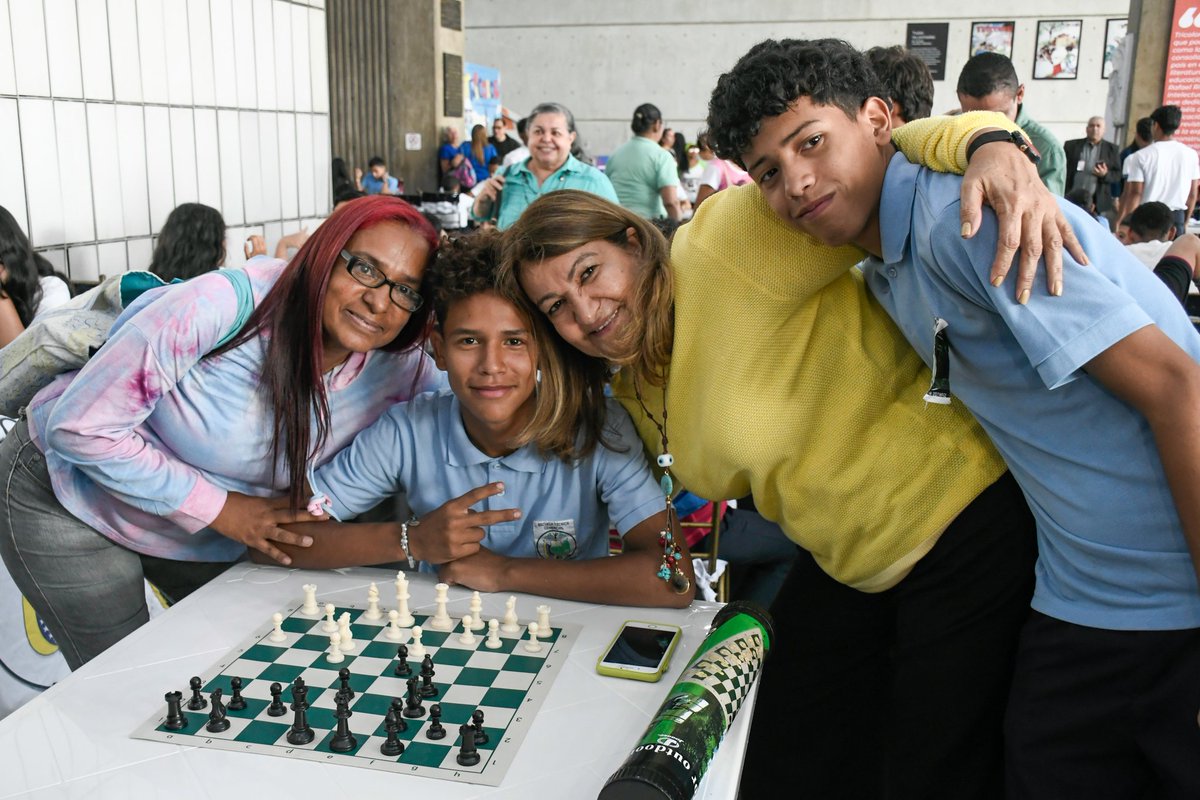 Yelitze Santaella tweet media