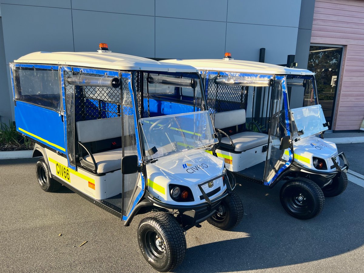 Our Custom Solutions team did it again! These job-specific Shuttle 2s, are ready to get to work doing what they do best. Explore Custom Solutions ➡️ bit.ly/3xsjPtp 📸 Golf Car World #Cushman #NeverBeOutworked