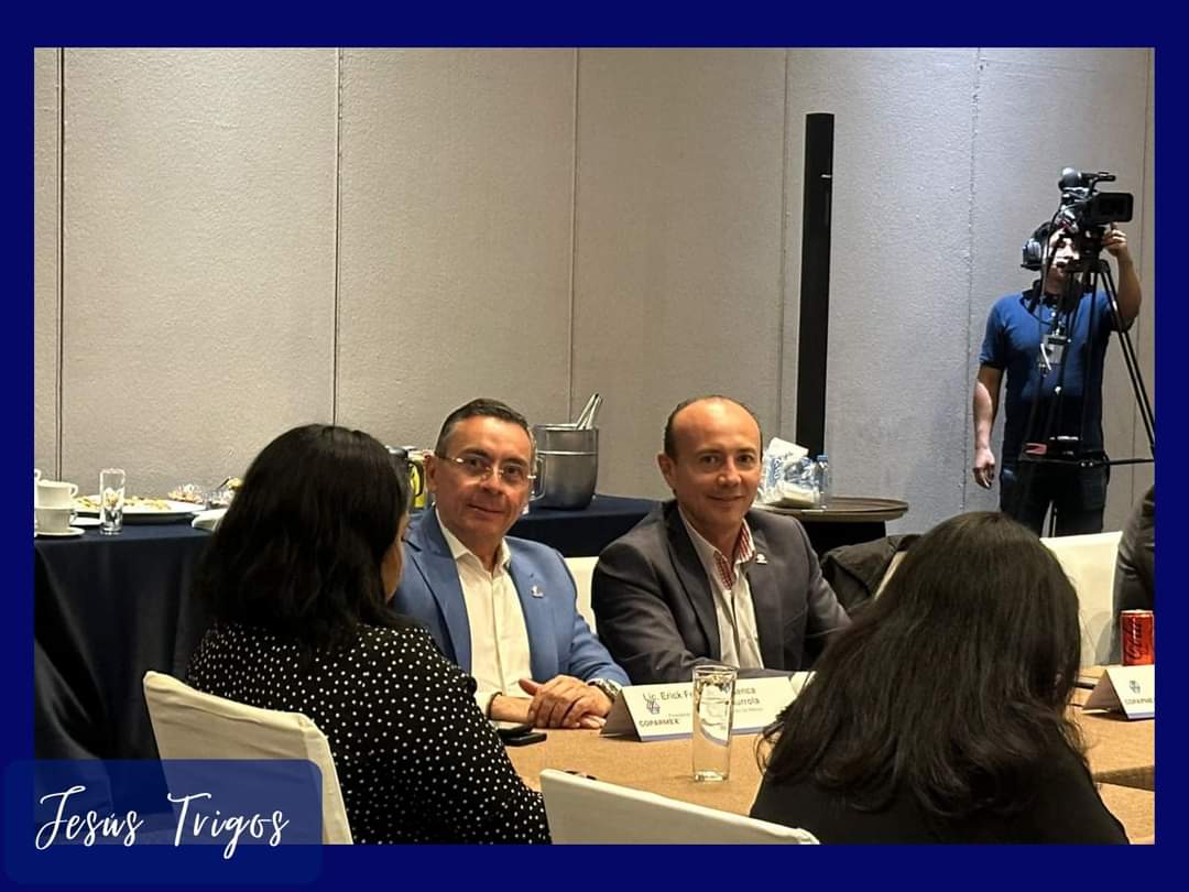 jitr_77's tweet photo. Estuve presente en junta nacionales de @Coparmex, en las cuales se abordaron temas en torno a DATA COPARMEX, Índice Subnacional de Mejora Regulatoria y el próximo Seminario de Presidentes y Directores en Veracruz 

#PorMásYMejoresEmpresas
#YoSoyCOPARMEX https://t.co/svrwjaU1Uq