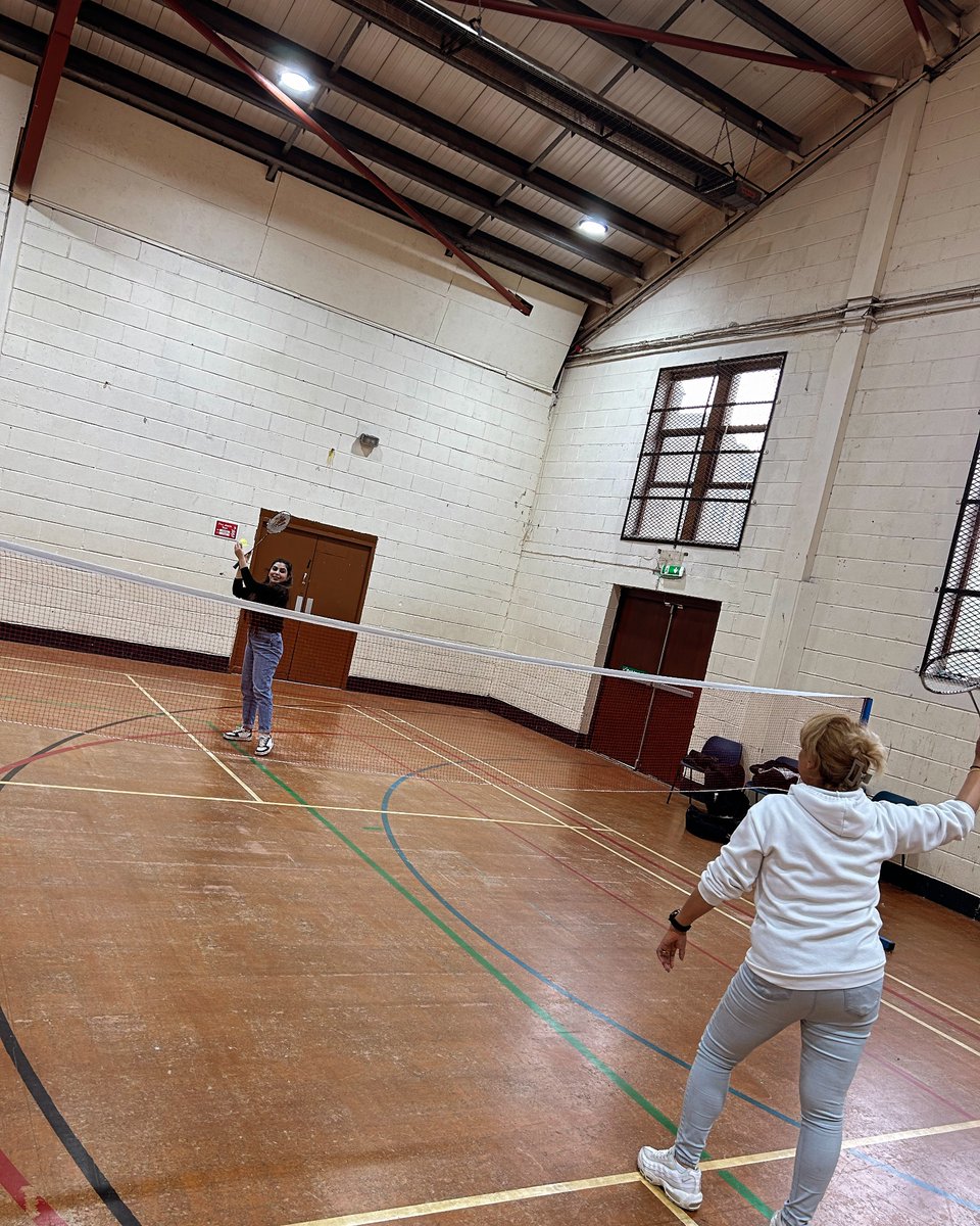 Come and join our badminton classes every Monday evening from 5:30pm to 6:30pm! Learn new skills, improve your game, and have fun while getting a great workout! Don't miss out on this opportunity to meet new people and enjoy the sport of badminton. See you there!