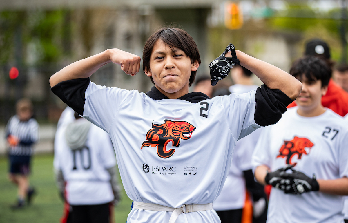PHOTOS: @BCLions players coach Indigenous youth flag football in #SurreyBC. Tom Binnie Park is where the action was Sunday: surreynowleader.com/sports/photos-… (photo: Steven Chang/Lions)