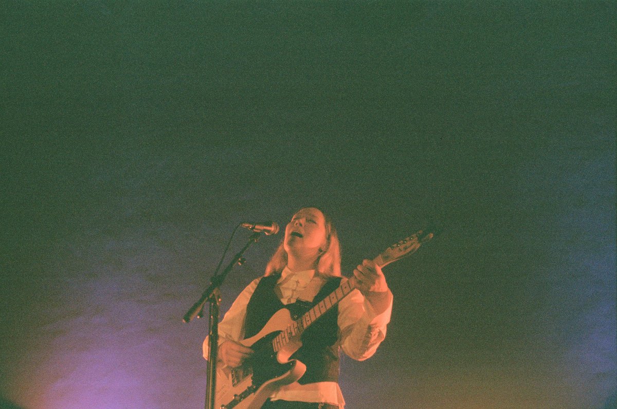 A few film snaps from @JuliaJacklin's Hollywood Forever Cemetery residency. Haven't shot on the ol' Olympus 35 SP in a while and glad my manual metering was adequate!

#juliajacklin #filmphotography #concertphotography #portra800