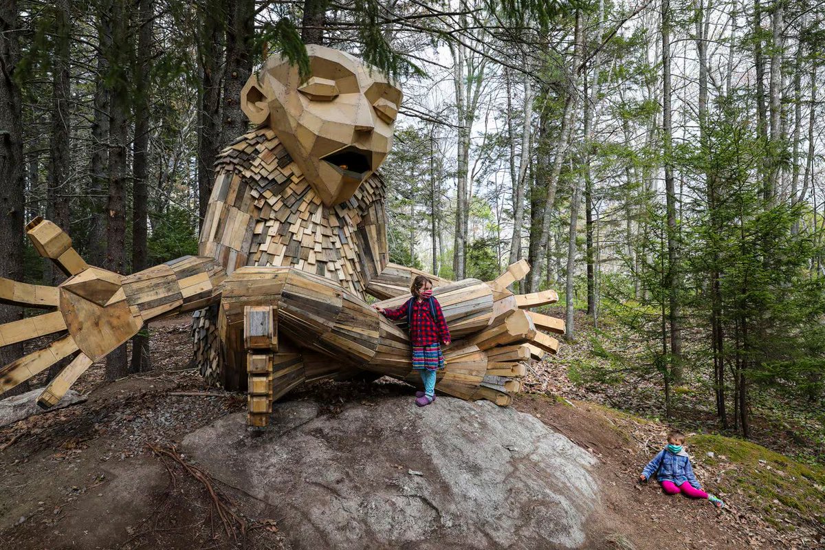 I’ve waited a year to write this one. #Troll artist #ThomasDambo brings his message on the beauty of #recycling to #RhodeIsland. ♻️ My latest for @BostonGlobe bostonglobe.com/2024/04/29/met…