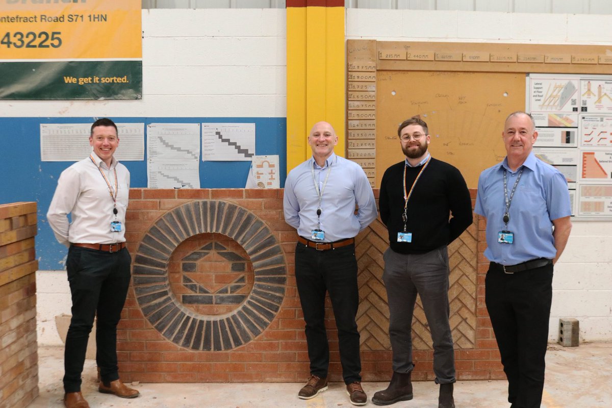 Kirklees College and Kirklees Council have announced an exciting new partnership to deliver the first construction training facility in North Kirklees🧱 Read full the full article here 👉 ow.ly/E8AZ50RqWGk