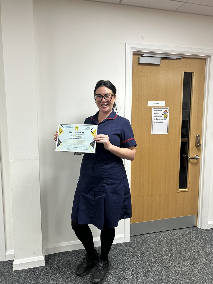 Congratulations to @Amy_Barrett87 on winning our Divisional ‘Greener NCA award’ for her work introducing electric vehicles to community nursing. Thank you Amy 💚 @NCAlliance_NHS @kaymiller72 @andream35324109 @LauWindsor @mikebarker2 @jayne_ratcliffe @NatalieCha83619 @laura_ba1