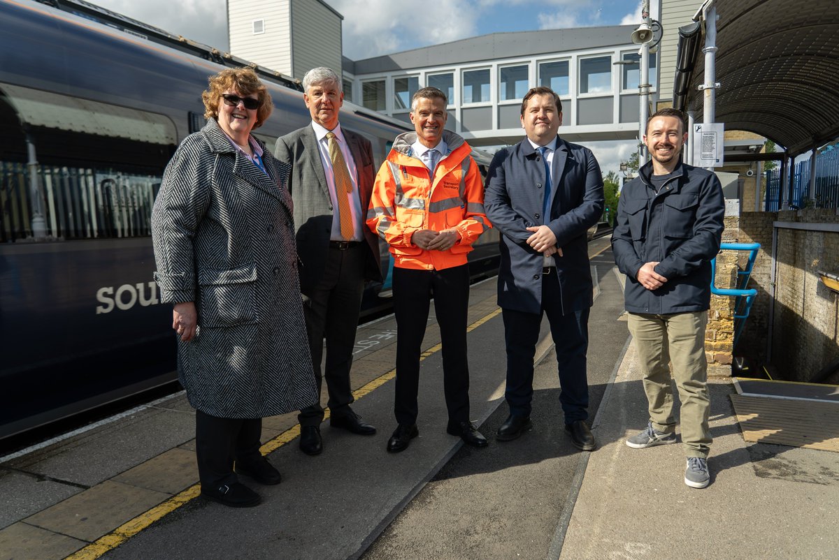 🤝 Great to join @louie_french this morning to see the progress being made to make Bexley station step-free, with £6m of improvements as part of our Access for All programme 👇