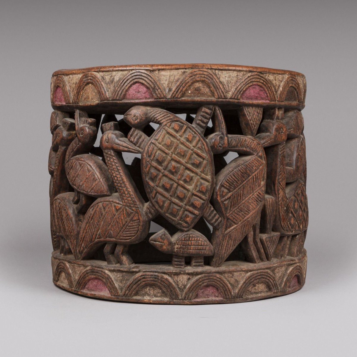 nupefc's tweet photo. NUPE CHIEF'S STOOL

Large Bida/Nupe chef stool. Traditional hand carved African chair. This rare dignitary stool is a unique work of art.

#nupe #nupetribe #nupepeople #nupeculture #nupekingdom  #nupearchitecture #nupeland #africa #nigeria #nigerstate #bidaemirate #nupefc https://t.co/X7jztqKYk5