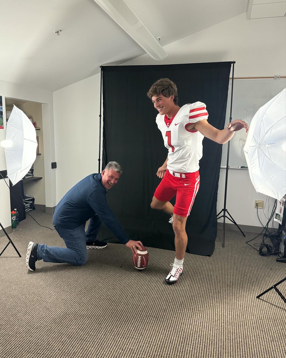 I had a great time visiting Cornell! Thank you @DanSwanstrom @Coach_Hatcher20 @Sean_Reeder @CoachJDittman58 for inviting me, I enjoyed meeting you all and learning more about your program! @gbowman26 @brendancahill_