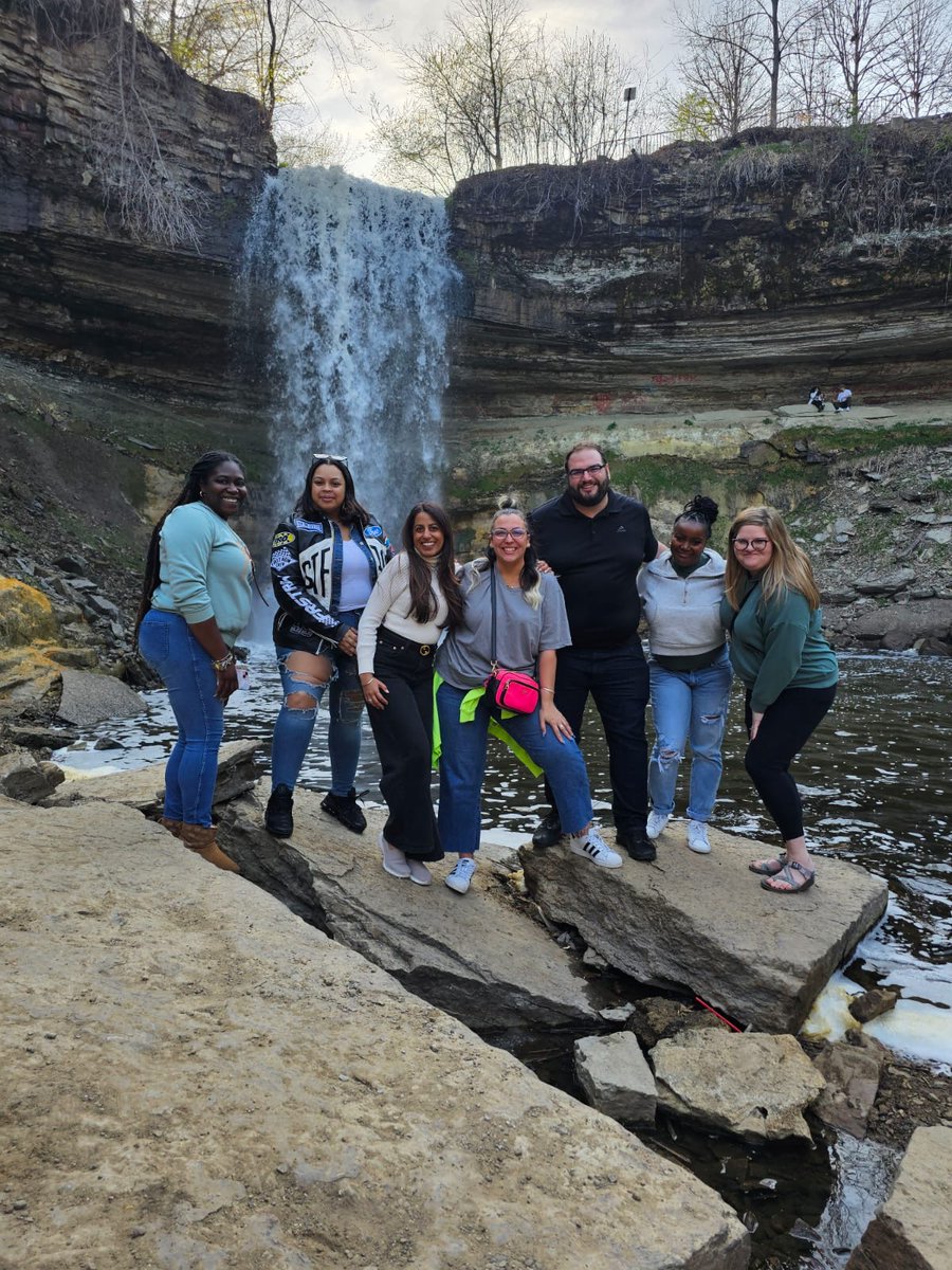 Some 📸 of @PublicAllies staff from across the network in community with each other at @StateCommission's National Service Training in Minneapolis. We had an incredible time learning alongside and connecting with our fellow state commissions and grantees! #EveryoneLeads