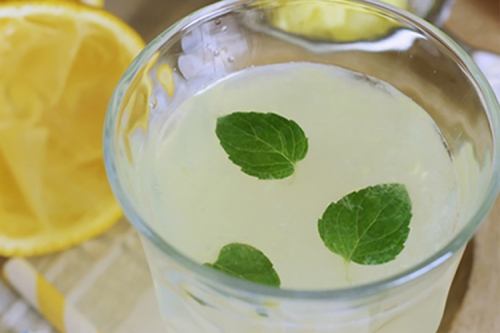 10 Simple Ways to Detox women-health.top/10-Simple-Ways…