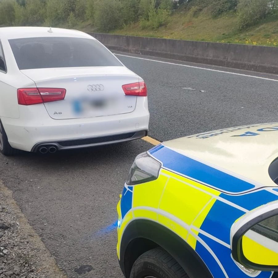 Gardaí have detected the driver of this car travelling 65km/h above the speed limit along the M9 on the outskirts of Carlow.

The young driver had three passengers.
 
He was arrested and has now been charged with dangerous driving.

#SaferRoads