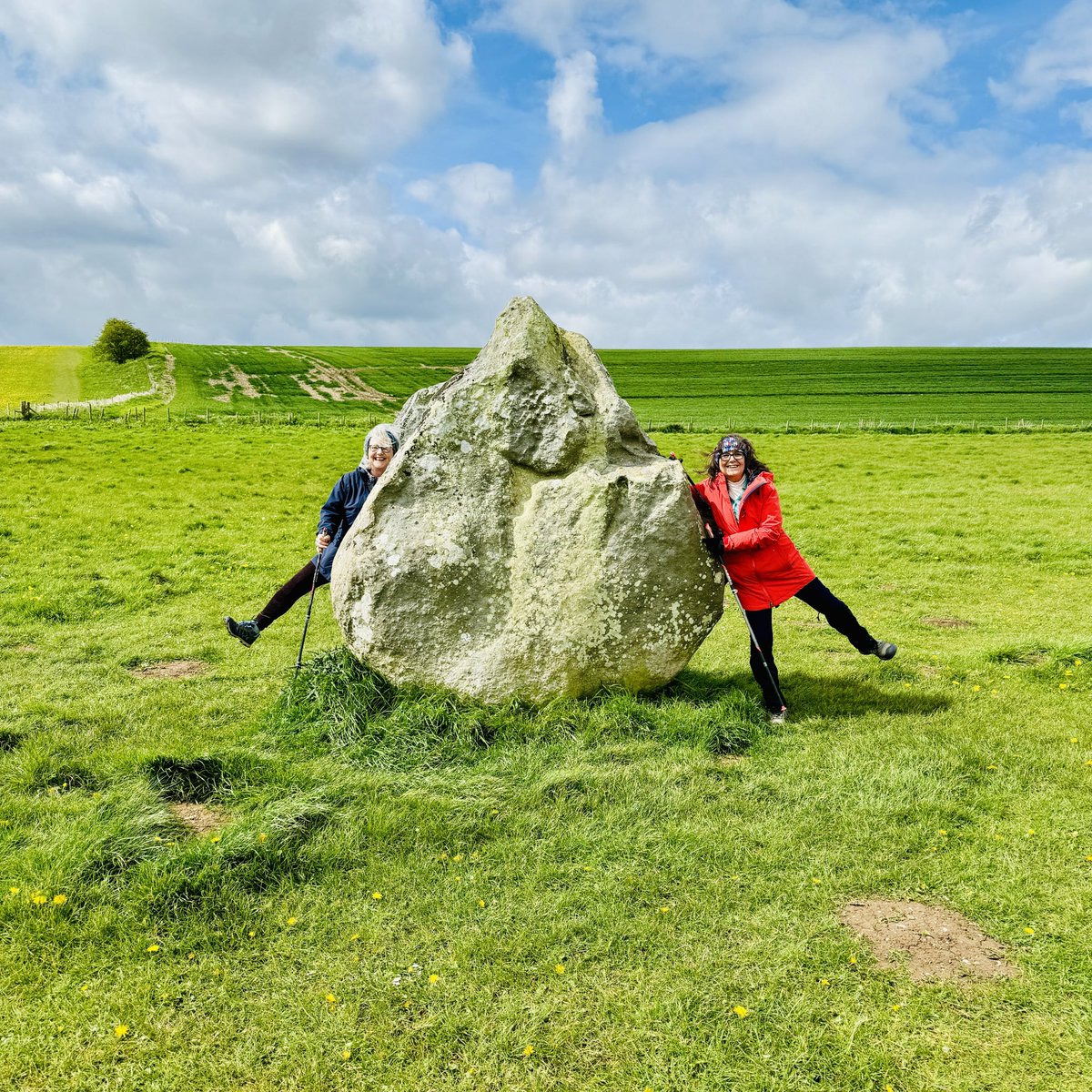 Gorgeous morning at Avebury. The landscape was so bright it didn’t matter that sun was hiding! #nordicwalking