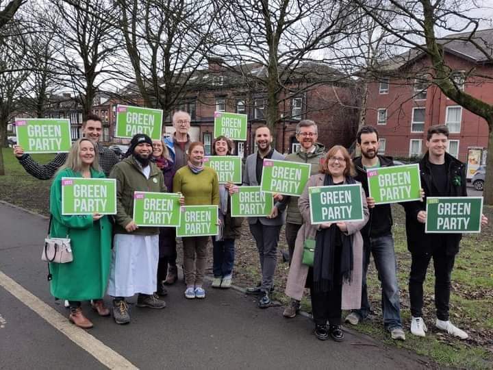 @Omarmushtaq1990 @LeedsGreenParty @TheGreenParty + please check out all our fab @LeedsGreenParty candidates, incl @armley_lou for #Armley, @TimmoGoodall for #Headingley, @annajacobs1983 for #Wetherby, David Blackburn for Farnley/Wortley, Mothin Ali for Gipton/Harehills + @MattRxgan for Beeston/Holbeck. Every vote helps: TQ. (5)