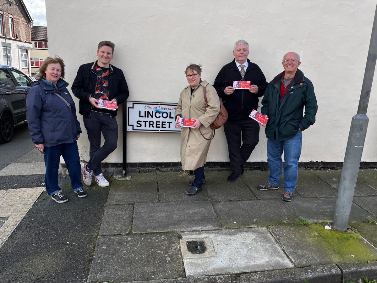 Maria Eagle MP was out in Garston last week after hearing about #Gorst4Garston leaflet sessions. Apparently, this specific session did not go well for them Under-the-Bridge. A couple of residents called me with their stories. One resident claimed 'I chased them from my door, they…