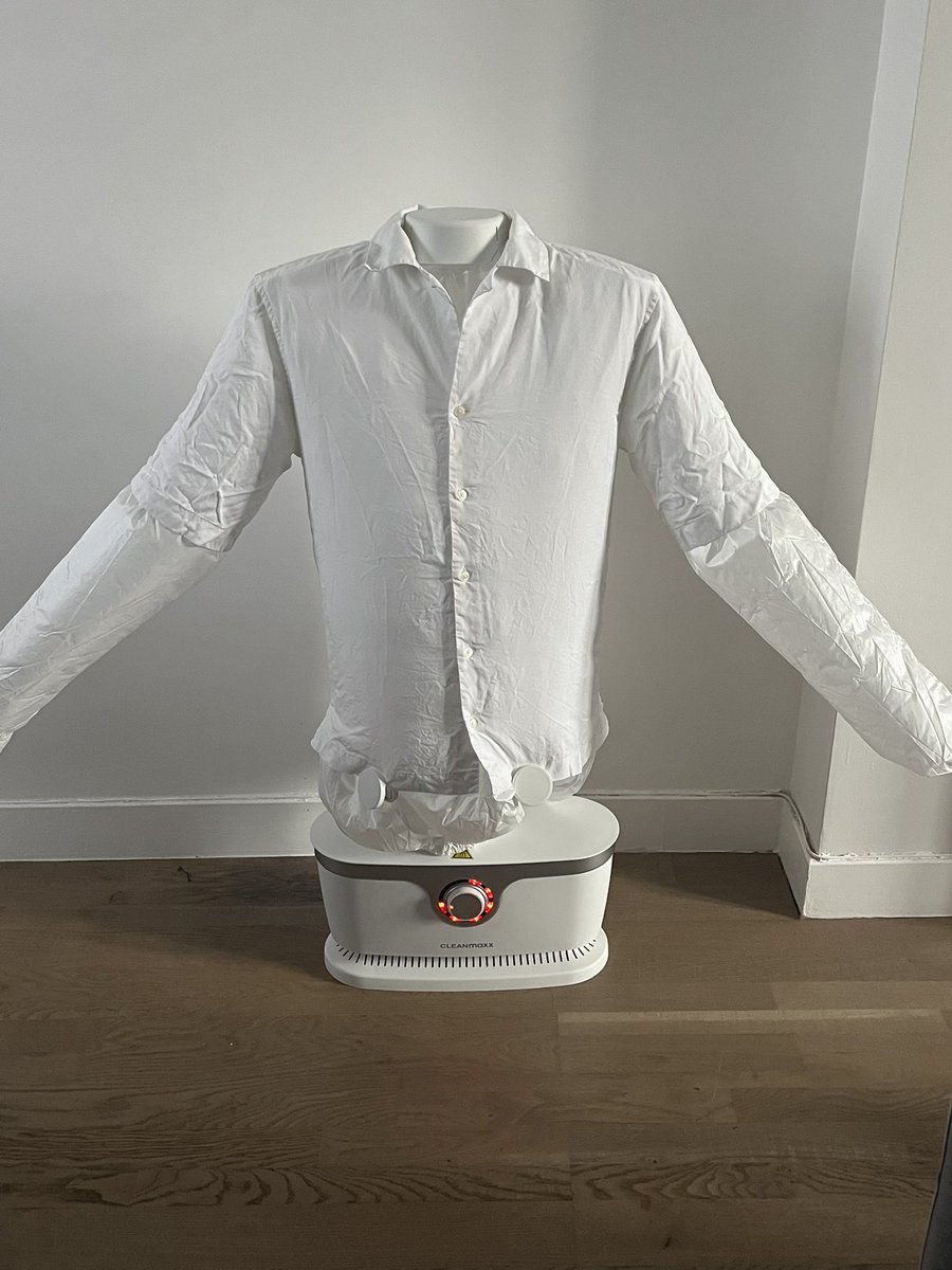 regardfilant's tweet image. J’ai fait l’acquisition aujourd’hui d’une machine pour repasser mes chemises sauf que c’est absolument effrayant