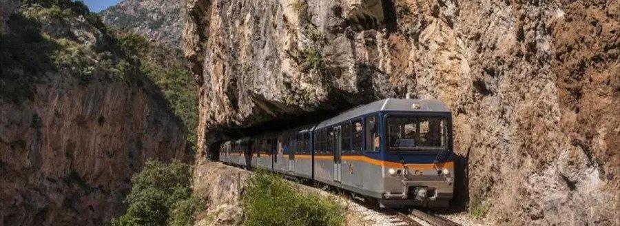 Wiederaufnahme der Zahnradbahn Diakopto-Kalavryta ab morgen! Hellenic Train teilt mit, dass ab 30.04.2024, der Verkehr der Zahnradbahn (Gr. „Odontotos“) auf der Strecke Diakopto - Kalavryta (Achaia, Peloponnese, GR) wieder aufgenommen wird. Siehe auch facebook.com/GR.Aktuell